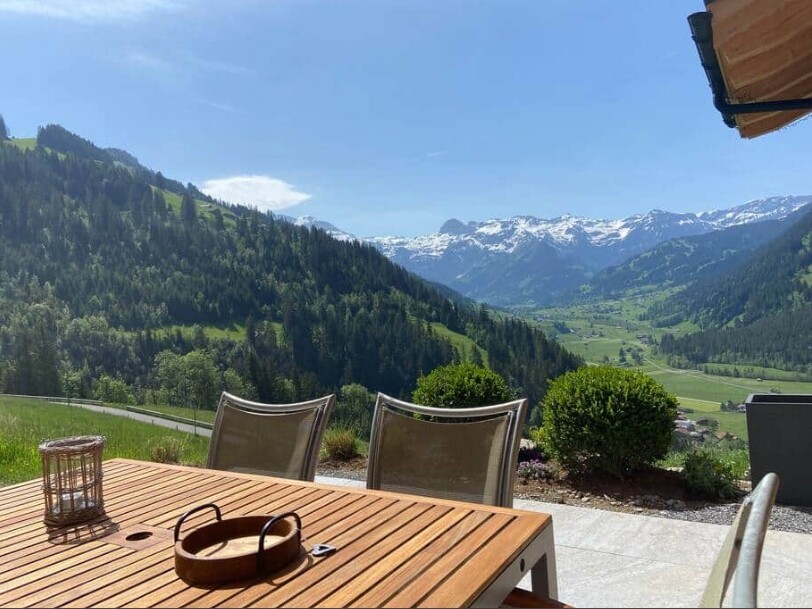 Chalet Halten: Traumaussicht auf die Berge auf die Terasse